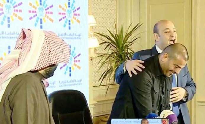 الهيئة العامة للترفيه السعودية وقعت عقداً مع عمرو دياب
